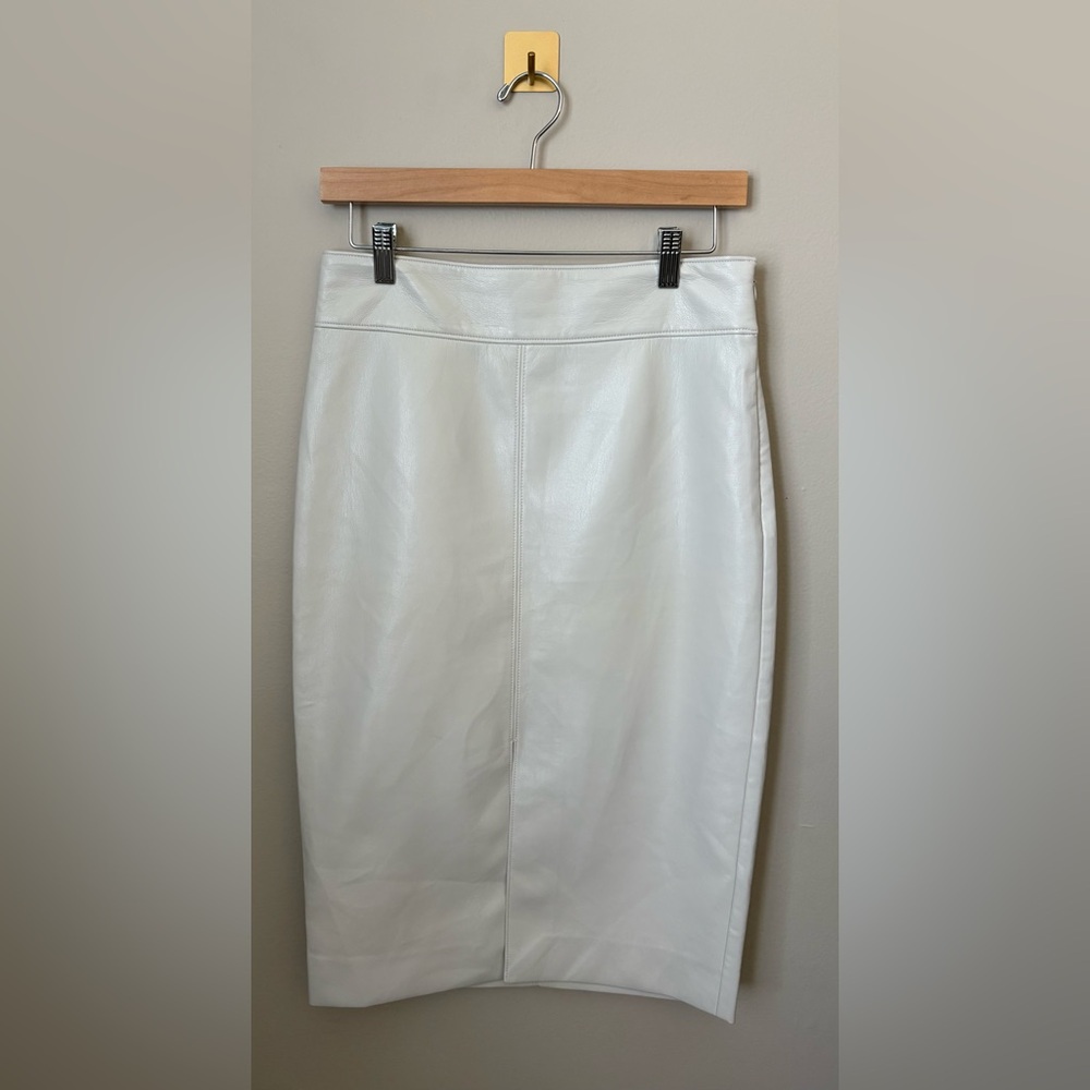 ️Size 6 Babaton Cream‎ Off White Pegu Vegan Leather Midi Skirt